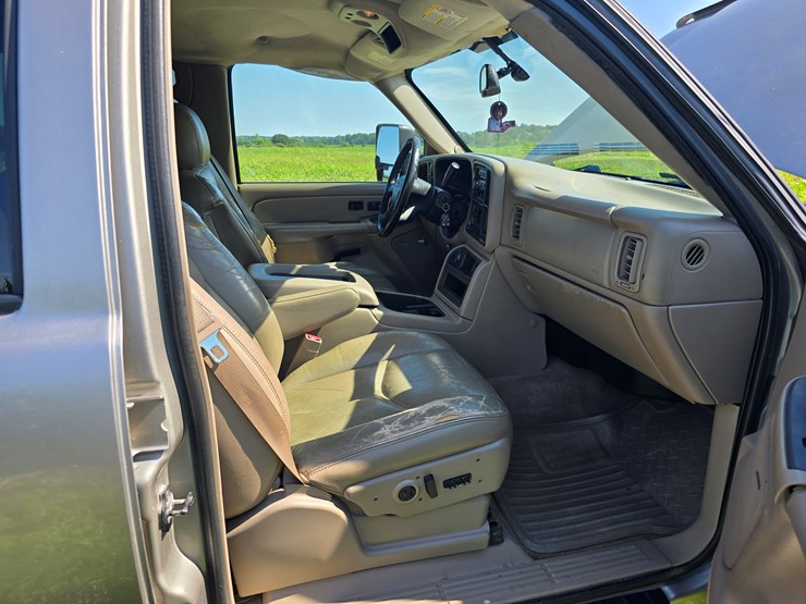 2003-chevrolet-2500-image-63