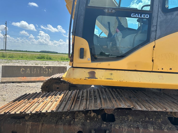 komatsu-pc200-image-29