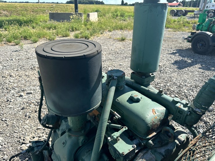 #42-•-detroit-4-cyl-power-unit-inv#:-25571-image-14