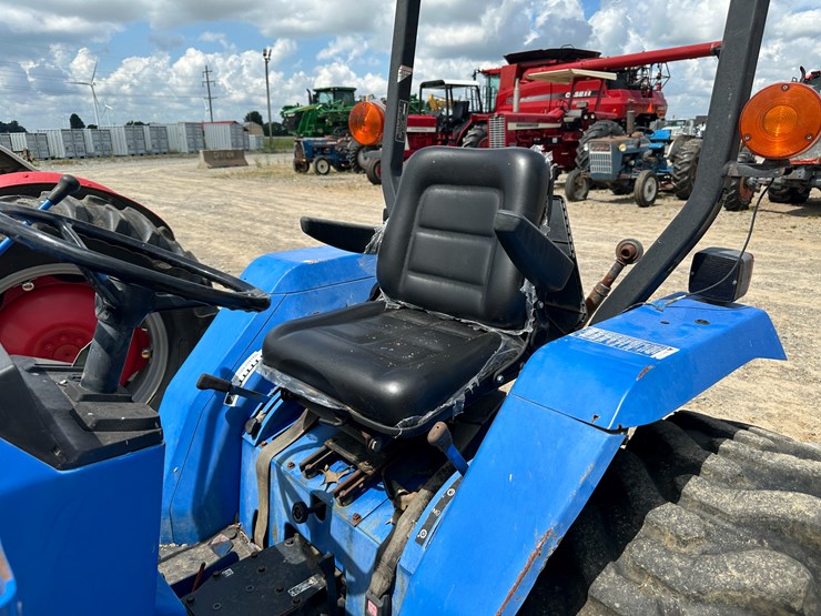 new-holland-7308-image-47