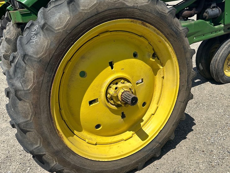 john-deere-a-image-11