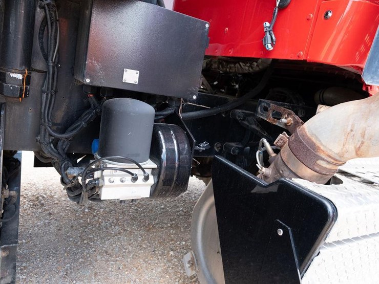 2018-kenworth-t880-image-84
