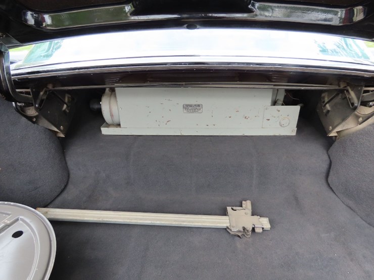 1959-chrysler-imperial-4dr-ht-image-28