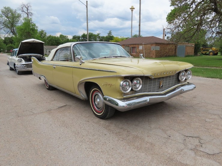 1960-plymouth-fury-convertible-clone-image-1