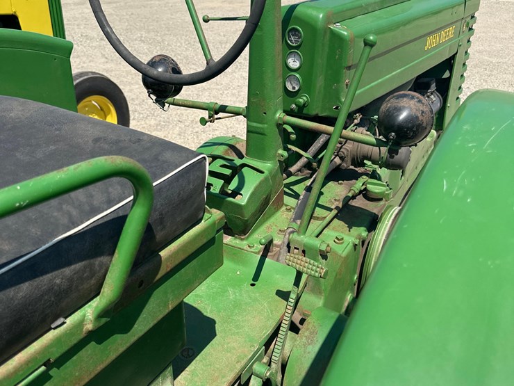 john-deere-a-image-9