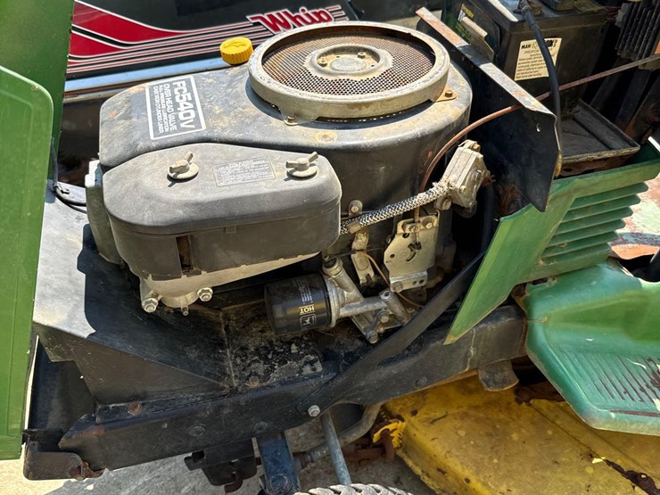 john-deere-185-image-8