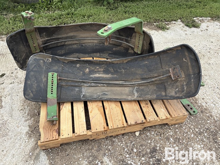 john-deere-mfwd-fenders-image-11