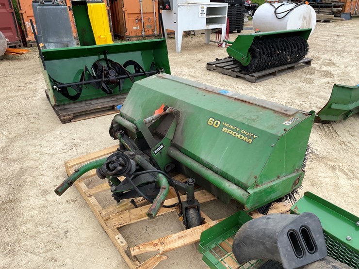 john-deere-60-image-5