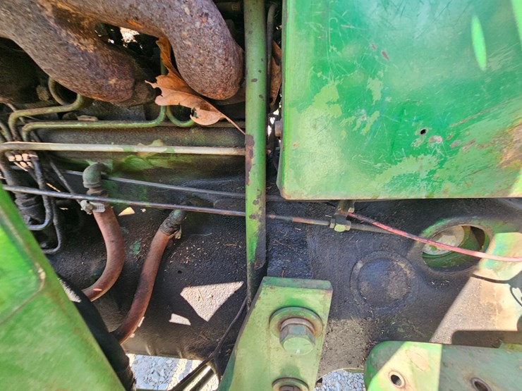john-deere-2130-image-28