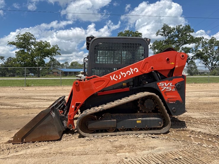2022-kubota-svl75-2-image-1