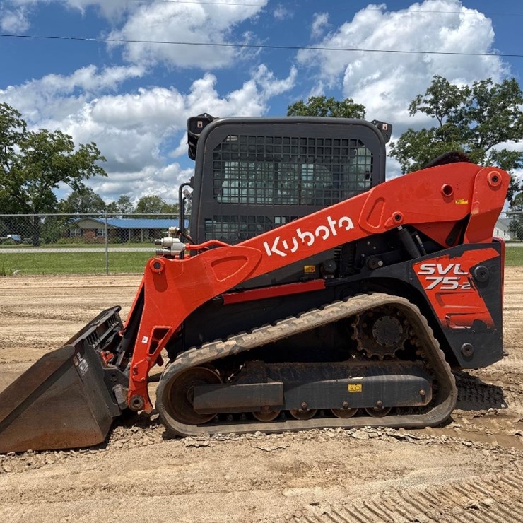 2022 KUBOTA SVL75-2