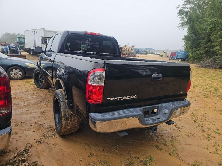2005-toyota-tundra-image-3