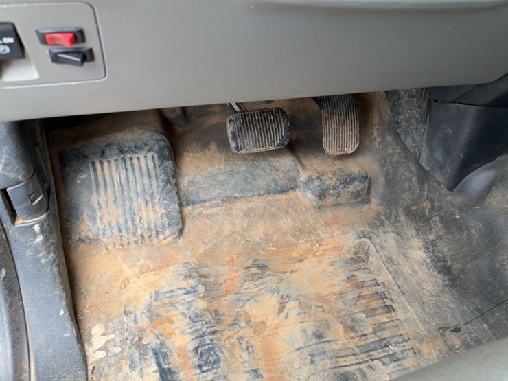 2017-ford-f150-image-21