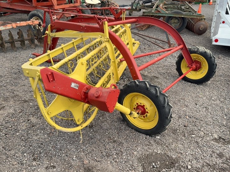 new-holland-s55-image-4