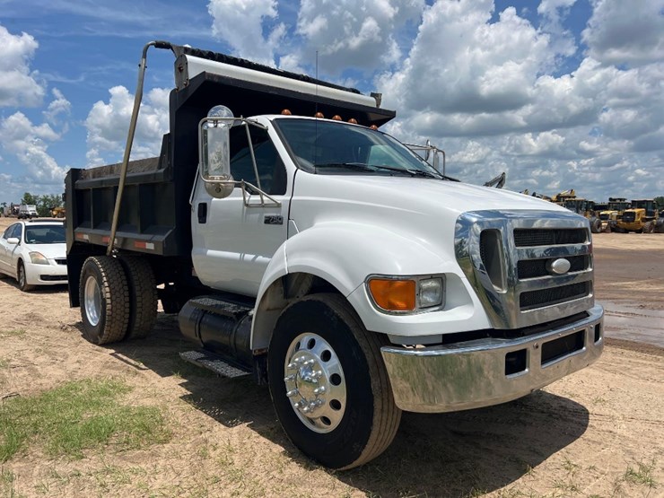 2007-ford-f750-xl-image-6