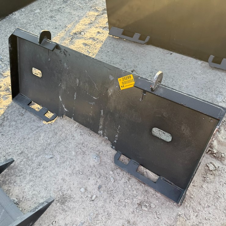 #2077 • KC Skid Steer 2" Hitch Receiver Inv#: 25299