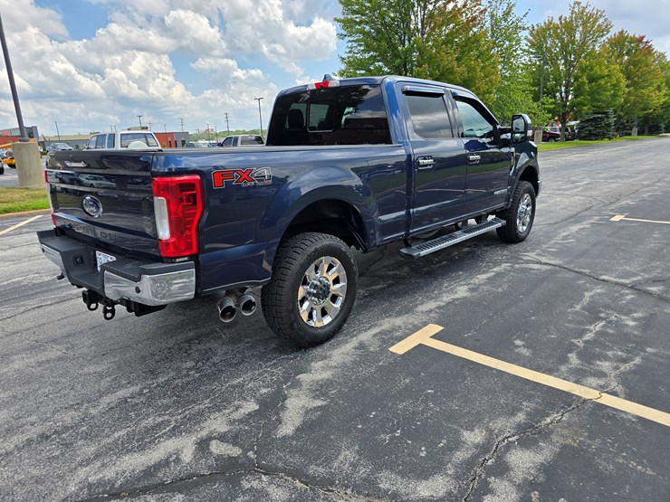 2017-ford-f350-image-27