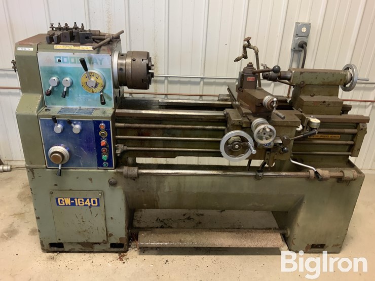 goodway-gw-1640-metal-lathe-image-2