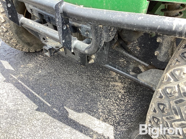 john-deere-gator-image-12