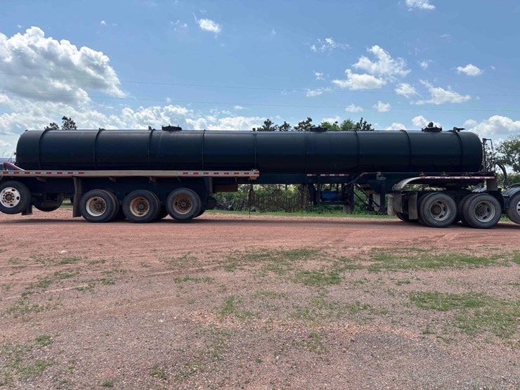 2013-dragon-mfg.-vac-tanker-trailer-image-4