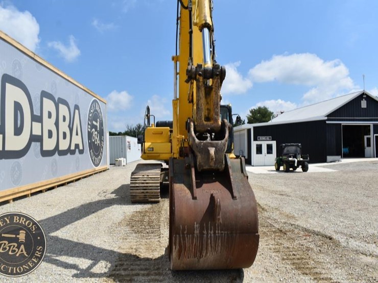 2014-komatsu-pc360-lc-10-image-31