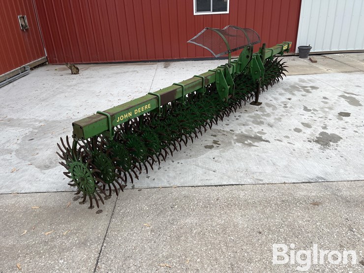 john-deere-400-image-3