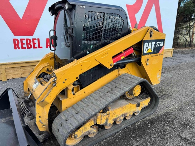 2015-caterpillar-279d-image-2