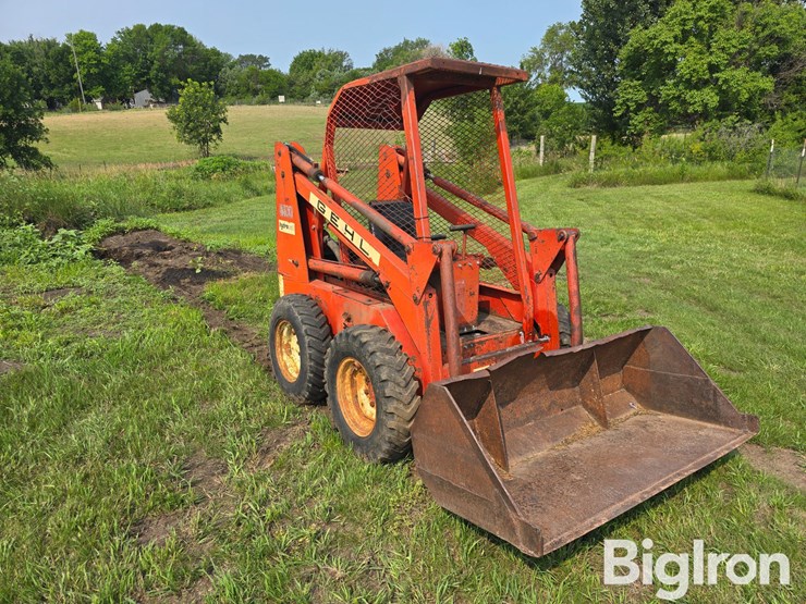 gehl-4400-image-3