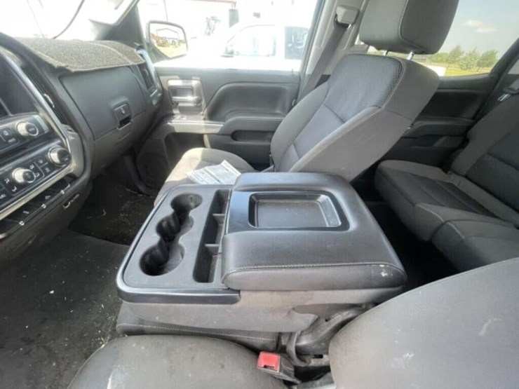 2015-chevrolet-silverado-1500-lt-image-27