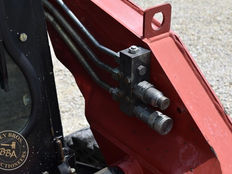 2016-takeuchi-ts50v-image-12
