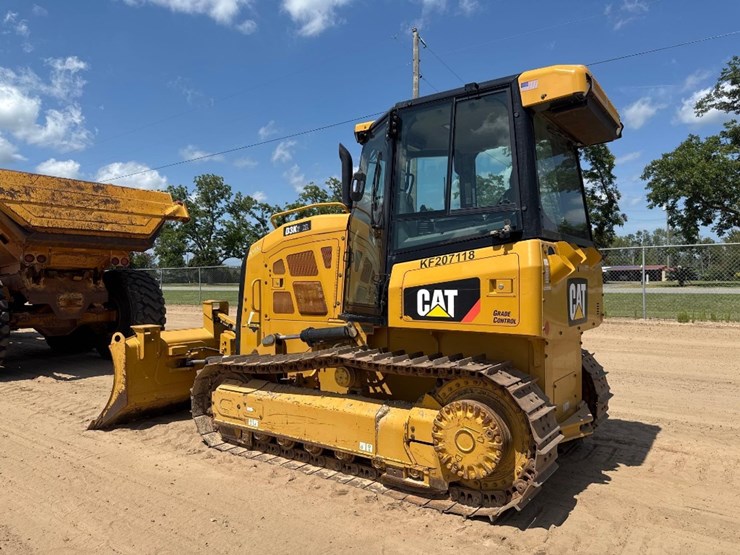 2019-caterpillar-d3k2-xl-image-9