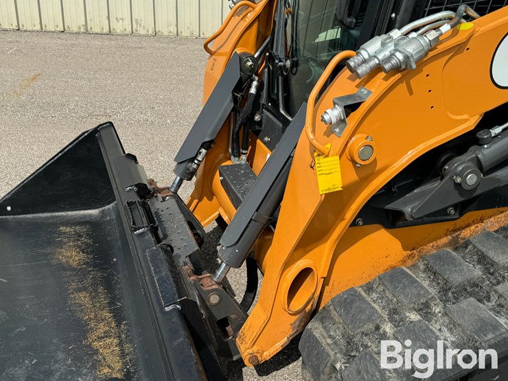 2019-case-tv450-image-10