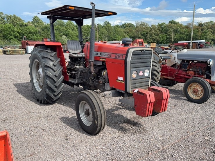 massey-ferguson-261-image-3