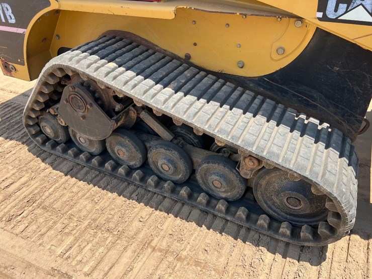 caterpillar-257b-image-12
