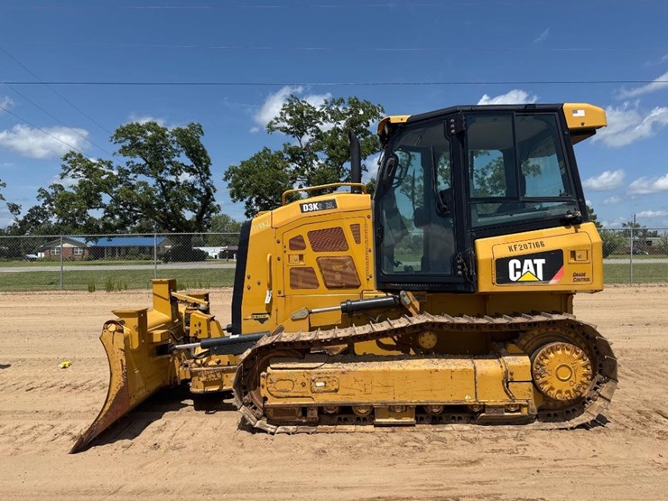 2019-caterpillar-d3k2-xl-image-1