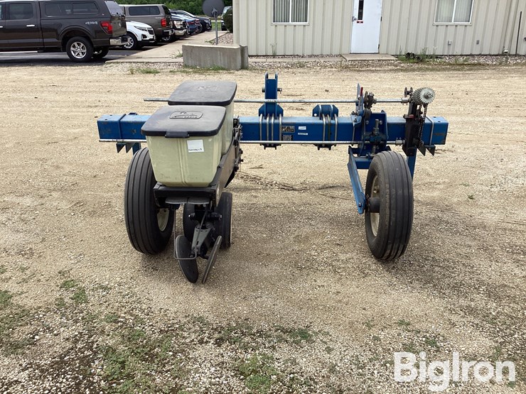 kinze-mt-image-6
