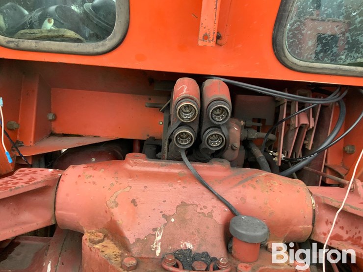 1973-allis-chalmers-7030-image-14