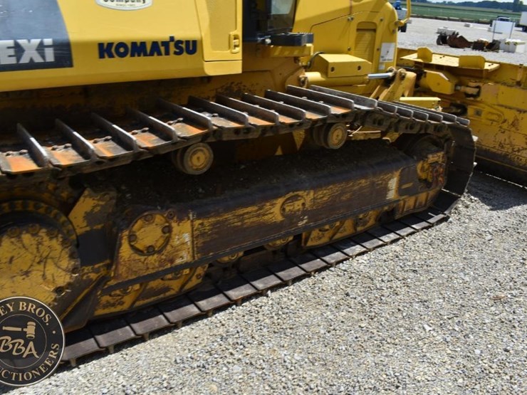 2014-komatsu-d51exi-22-image-20