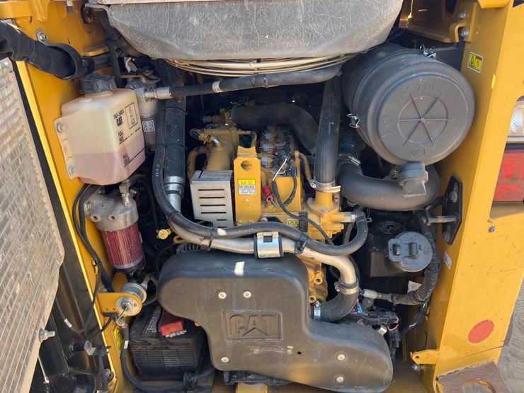 2019-caterpillar-259d-image-27