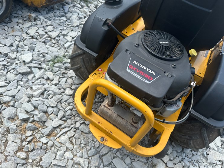#16-•-hustler-sport-zero-turn-mower-09091313-inv#:-25451-image-16