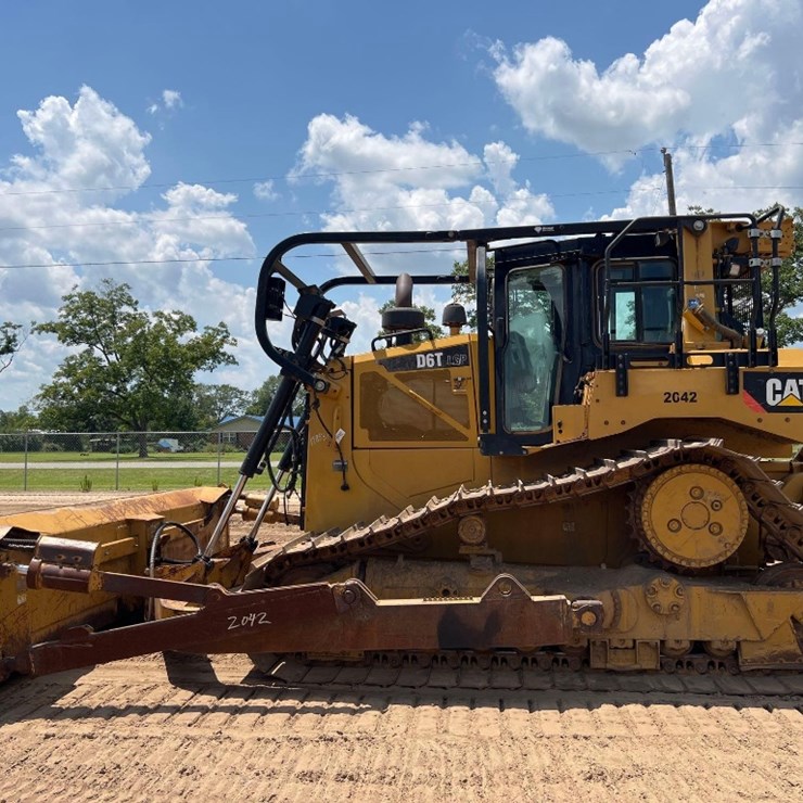 2019 CATERPILLAR D6T LGP