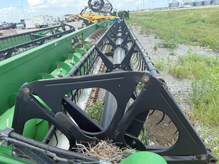john-deere-30-image-12