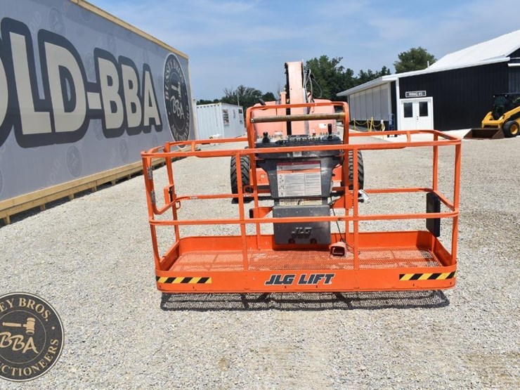 2007-jlg-600aj-image-16