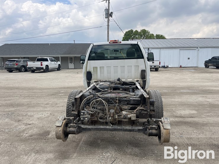 2006-chevrolet-silverado-3500-image-6