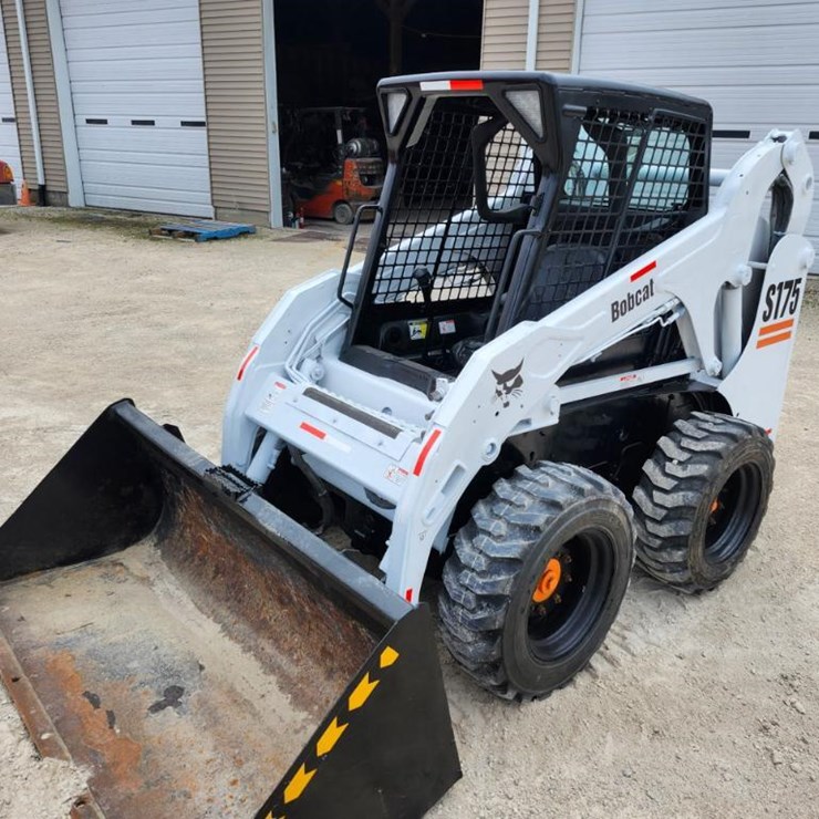 2010 BOBCAT S175