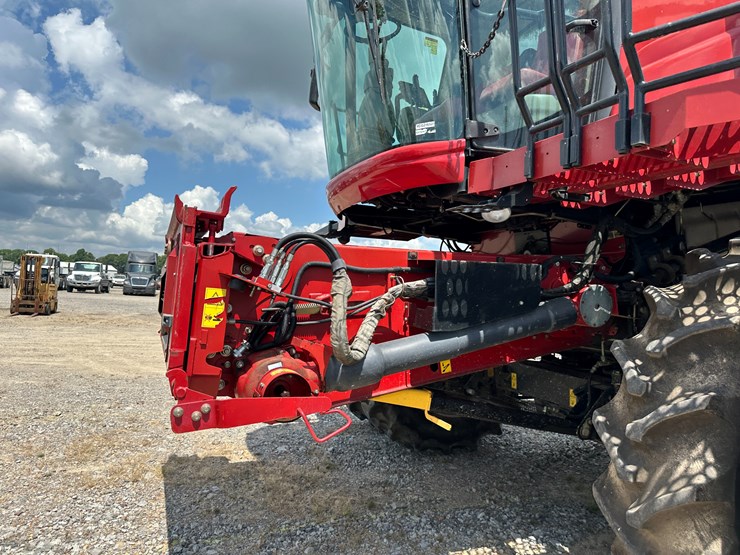 2012-case-ih-7230-image-28