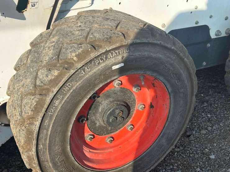 2019-bobcat-s770-image-11