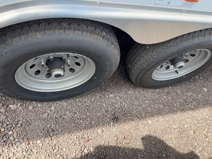 #3000-•-2024-homesteader-24'-bumper-pull-enclosed-trailer-image-9