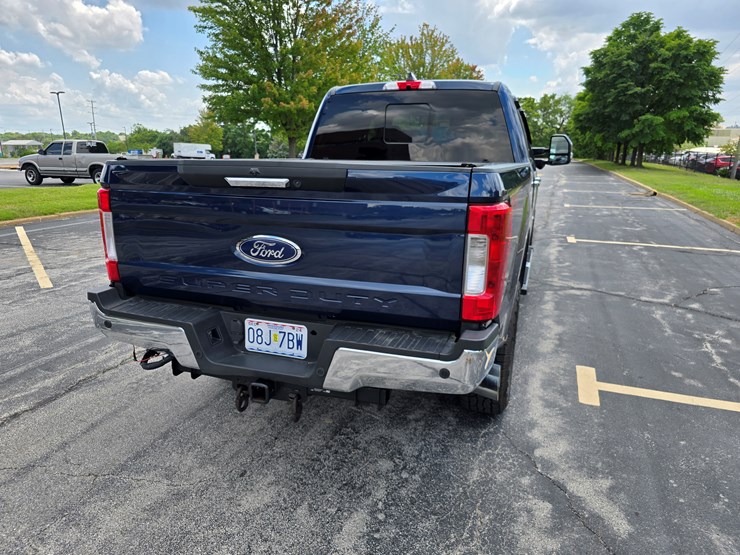 2017-ford-f350-image-23
