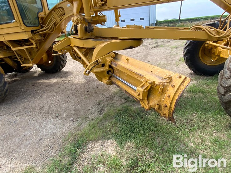 1977-caterpillar-120g-image-12